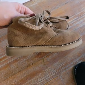 J crew crew cuts chelsea boots K9